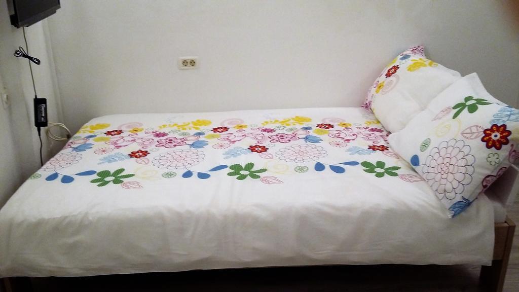 Apartma Mery ไพราน ภายนอก รูปภาพ